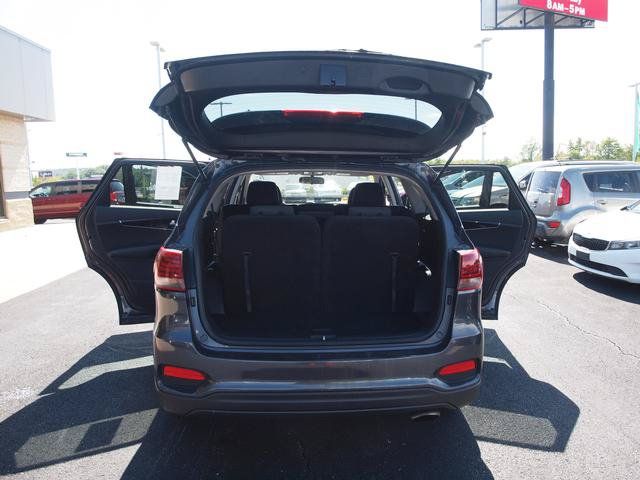 Used 2019 Kia Sorento AWD V6 image 5