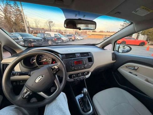 Used 2013 Kia Rio LX w/ PWR Pkg image 18