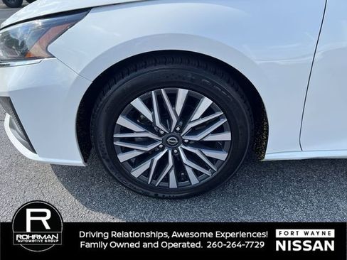 Certified 2023 Nissan Altima 2.5 SV image 9