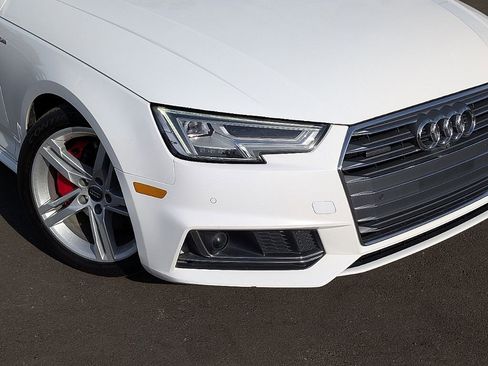 Used 2017 Audi A4 2.0T Prestige w/ Prestige Package image 5