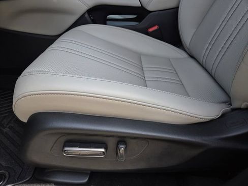 Used 2026 Honda HR-V EX-L image 14