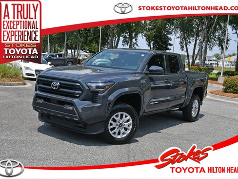Certified 2025 Toyota Tacoma SR5 AWD/4WD image 1