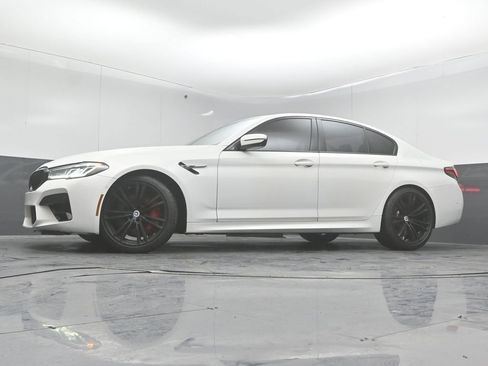 Used 2022 BMW M5 w/ Executive Package image 35