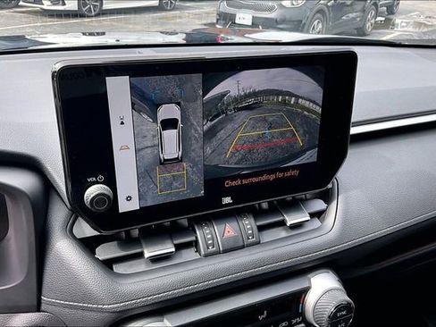Used 2025 Toyota RAV4 Limited w/ Advanced Technology Package image 19