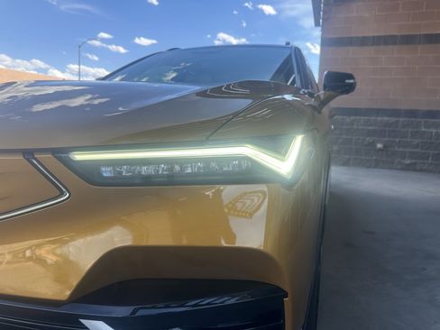 Used 2024 Acura ZDX Type S image 10