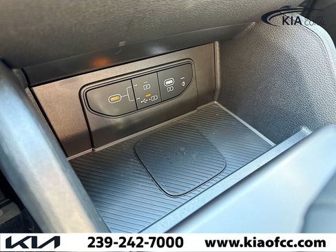 New 2026 Kia Sportage EX w/ EX Panorama Roof Package image 30