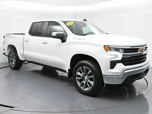 Used 2025 Chevrolet Silverado 1500 LT w/ All Star Edition Plus AWD/4WD image 2