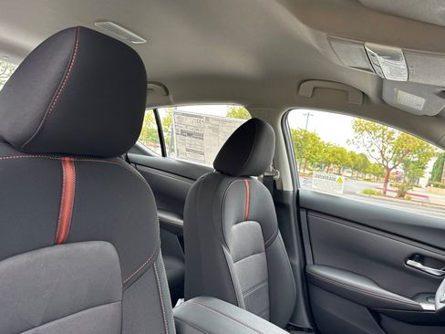 New 2025 Nissan Sentra SR w/ Trunk Package image 13