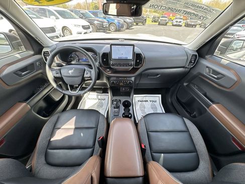 Used 2024 Ford Bronco Sport Outer Banks w/ Tech Package image 21