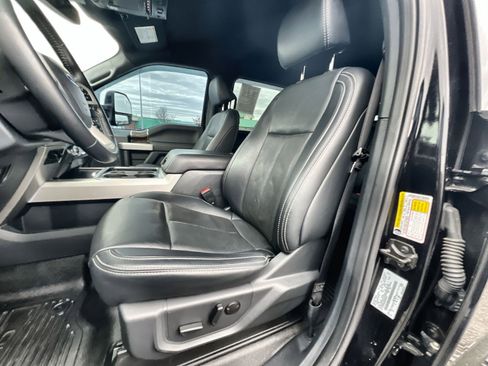 Used 2022 Ford F250 Lariat w/ Lariat Ultimate Package image 13