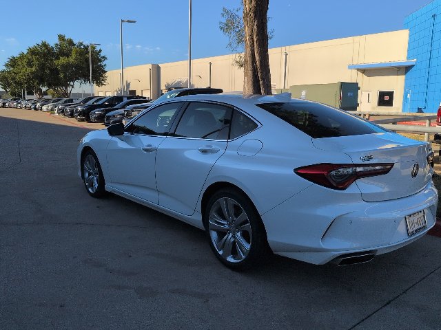 Used 2023 Acura TLX w/ Technology Package FWD image 3