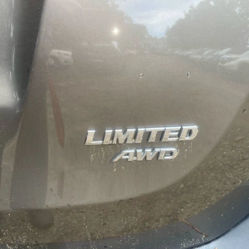 Used 2015 Toyota RAV4 Limited w/ Technology Package AWD/4WD image 21