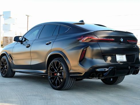 Used 2021 BMW X6 M w/ Competition Package image 11