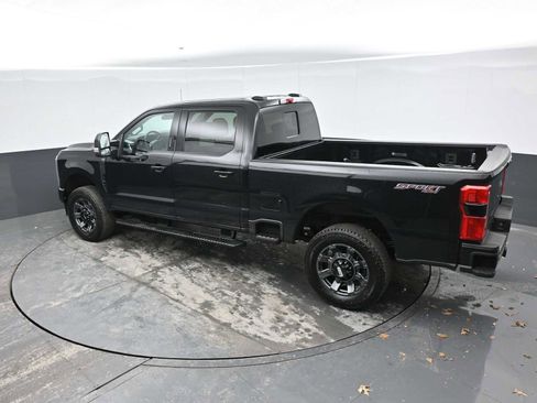 Used 2024 Ford F250 Lariat w/ Sport Appearance Package image 10