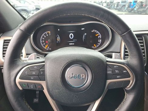 Used 2017 Jeep Grand Cherokee Limited AWD/4WD image 21