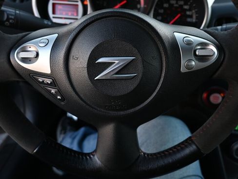 Used 2013 Nissan 370Z Coupe image 27