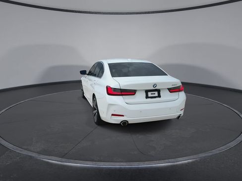 Used 2024 BMW 330i Sedan w/ Premium Package RWD image 7