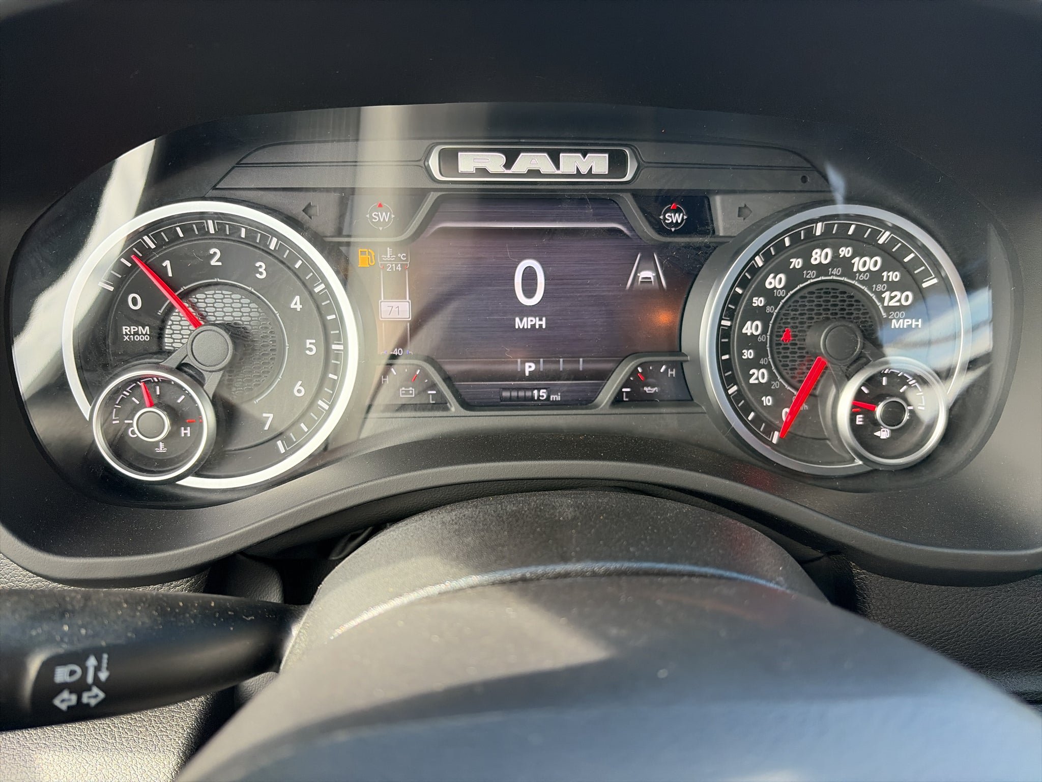 New 2027 RAM 1500 Express AWD/4WD image 17