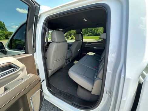 Used 2024 GMC Sierra 1500 SLT RWD image 16
