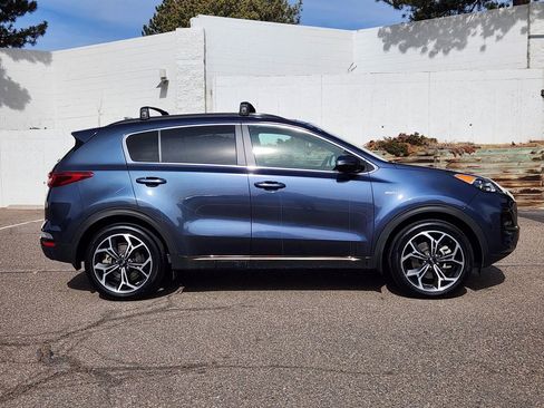 Used 2021 Kia Sportage SX image 2