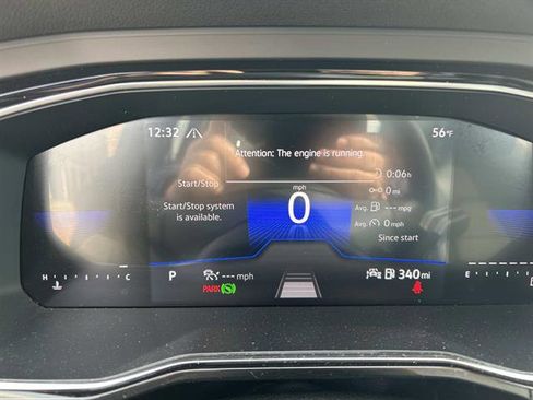 Used 2024 Volkswagen Jetta SE image 31