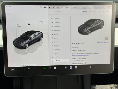 Used 2022 Tesla Model 3 image 29