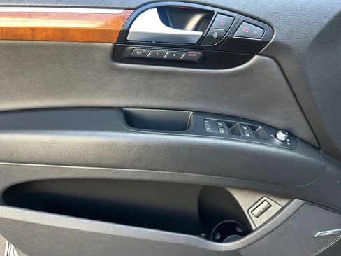 Used 2010 Audi Q7 3.6 Prestige image 16