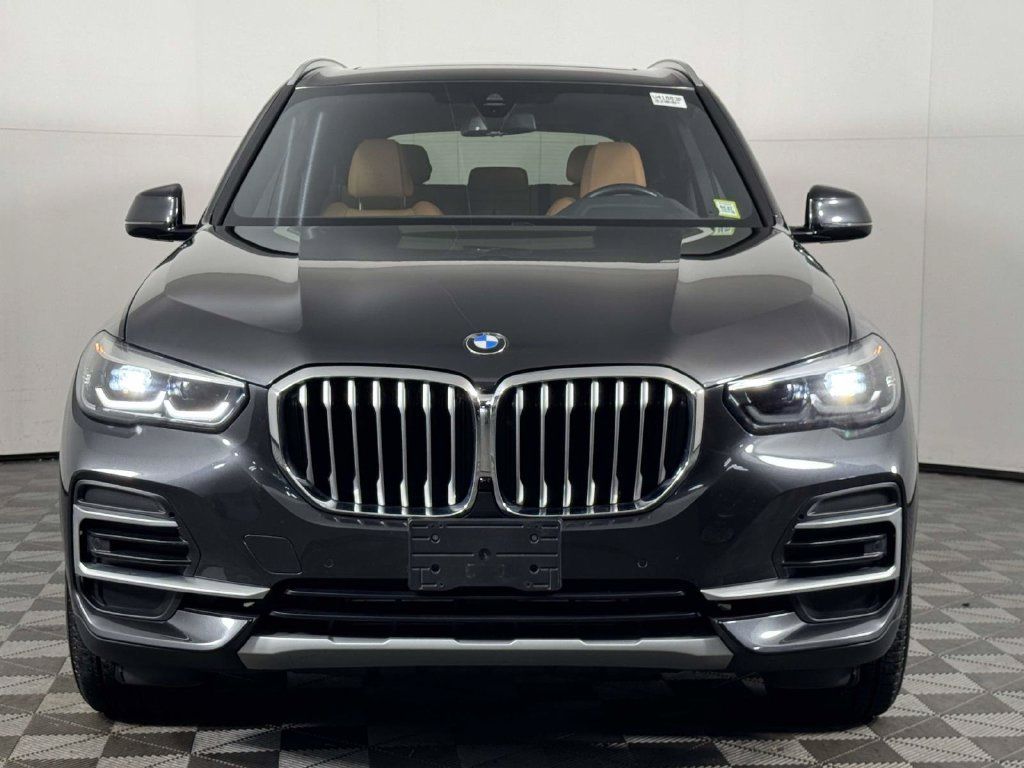 Used 2023 BMW X5 xDrive40i AWD/4WD image 6