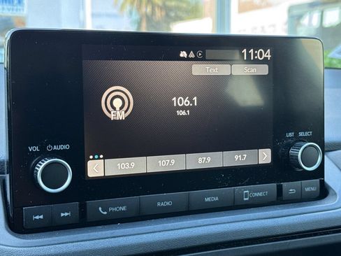 Used 2023 Honda Accord EX image 18