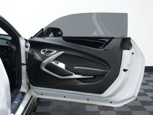 Used 2019 Chevrolet Camaro LS RWD image 22