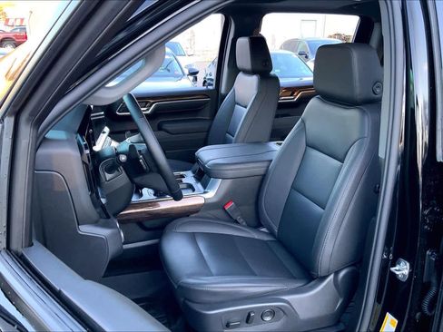 Used 2026 GMC Sierra 1500 Elevation w/ Elevation Premium Package AWD/4WD image 9