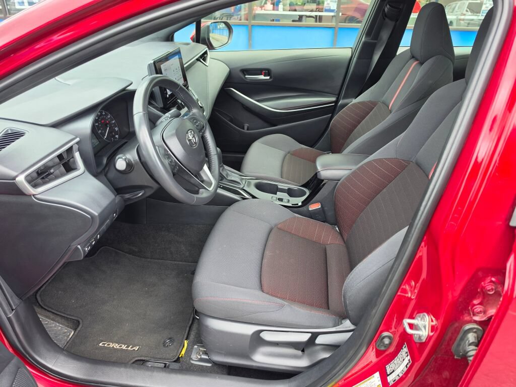 Used 2024 Toyota Corolla SE w/ SE Package FWD image 20