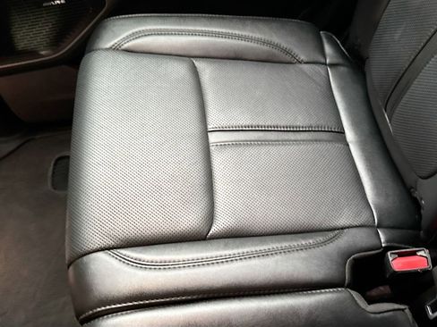 Used 2023 Jeep Wagoneer L Series II image 29