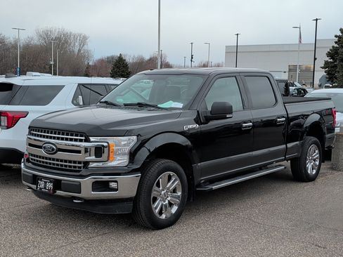 Used 2018 Ford F150 XLT w/ Equipment Group 302A Luxury image 2