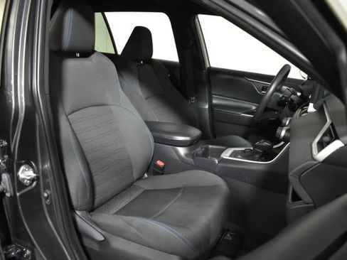 Used 2023 Toyota RAV4 SE AWD/4WD image 31