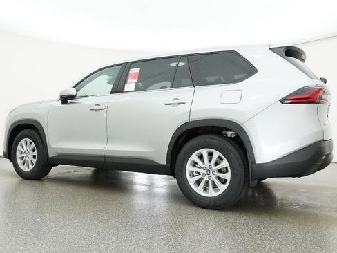 New 2026 Toyota Grand Highlander XLE image 12