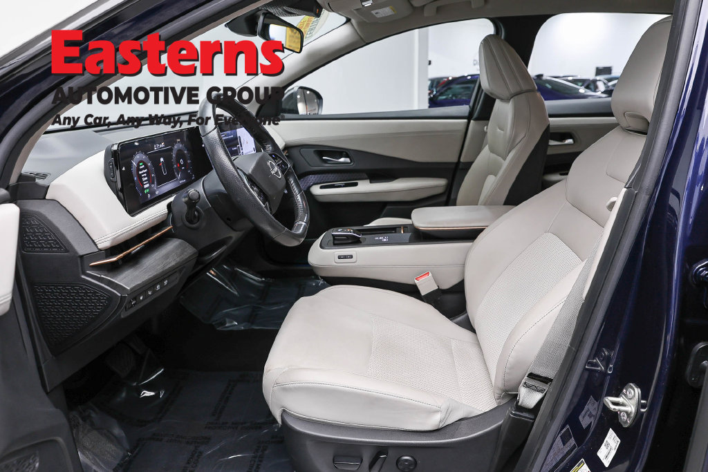 Used 2023 Nissan Ariya AWD image 15