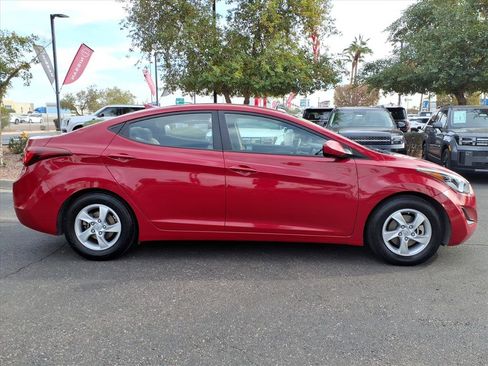 Used 2014 Hyundai Elantra SE image 6