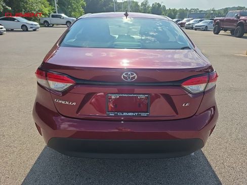Used 2026 Toyota Corolla LE FWD image 19
