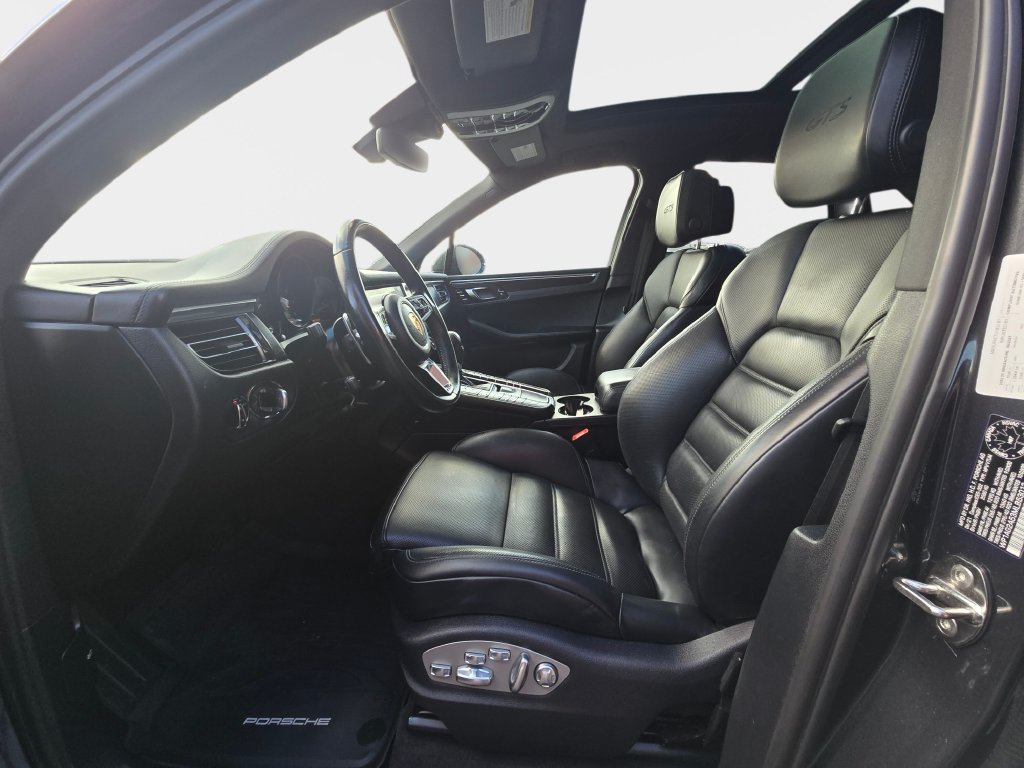 Used 2021 Porsche Macan GTS w/ Premium Package Plus (PF9) AWD/4WD image 18