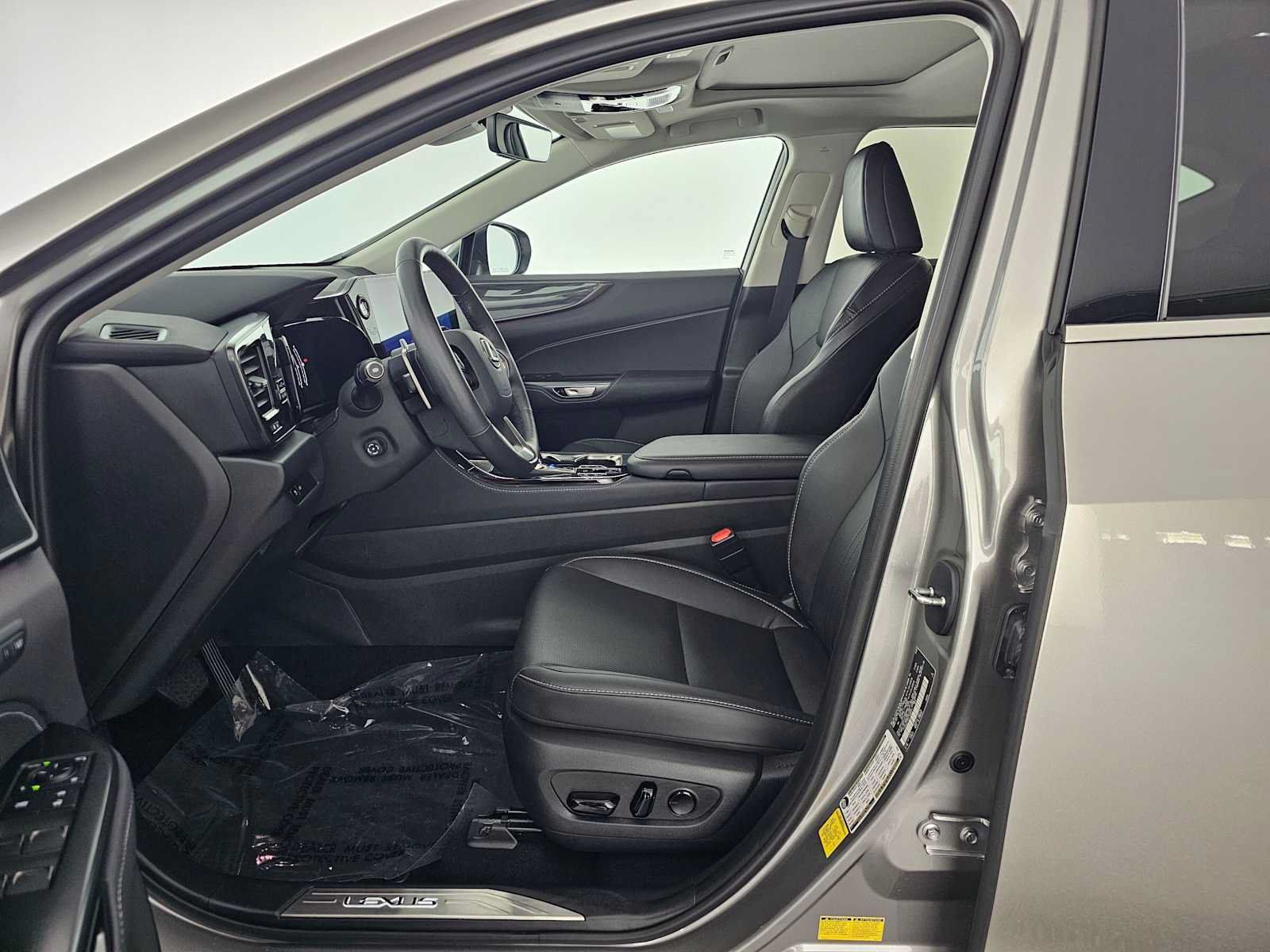 Certified 2026 Lexus NX 350 AWD w/ Accessory Package (2T) image 20