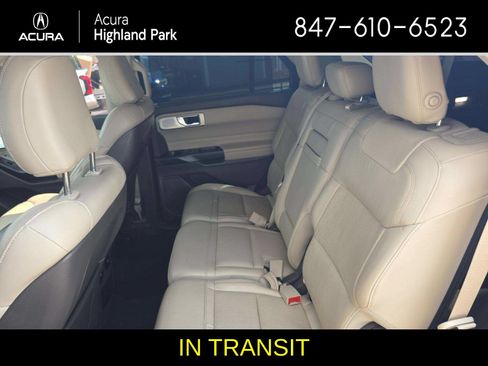 Used 2020 Ford Explorer Platinum w/ Premium Technology Package AWD/4WD image 7
