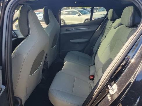 New 2026 Volvo EX30 Plus w/ Protection Package Premier AWD/4WD image 21