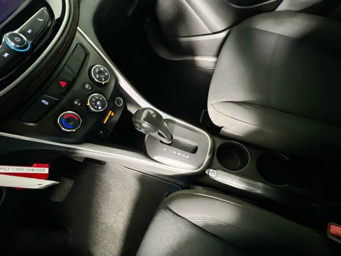 Used 2021 Chevrolet Trax LS w/ Tint and Cruise Package image 25