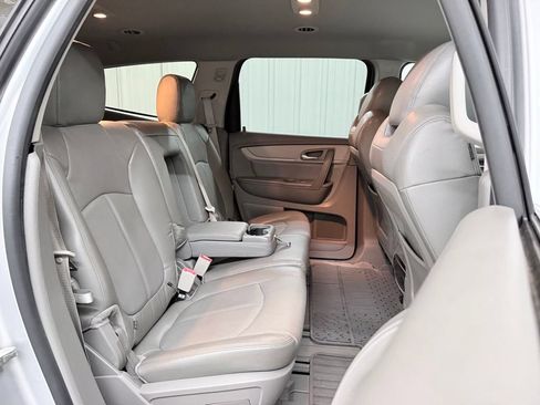 Used 2014 Chevrolet Traverse LT w/ All-Star Edition FWD image 35
