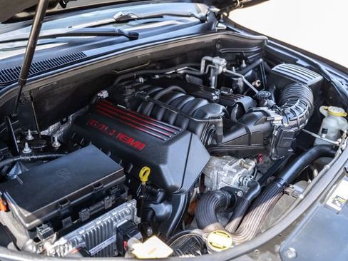 Used 2015 Jeep Grand Cherokee SRT w/ Quick Order Package 26J AWD/4WD image 38