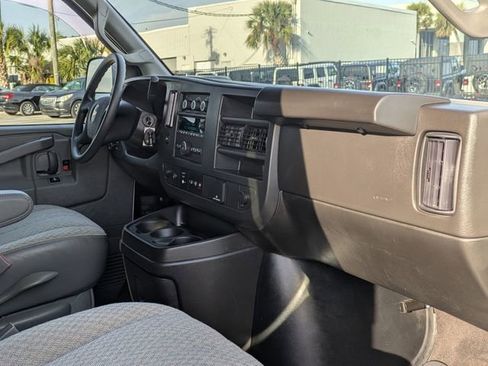 Used 2024 Chevrolet Express 3500 LS image 28