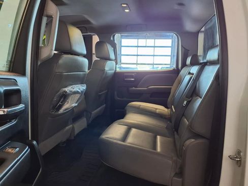 Used 2018 Chevrolet Silverado 2500 W/T w/ WT Fleet Convenience Package AWD/4WD image 14