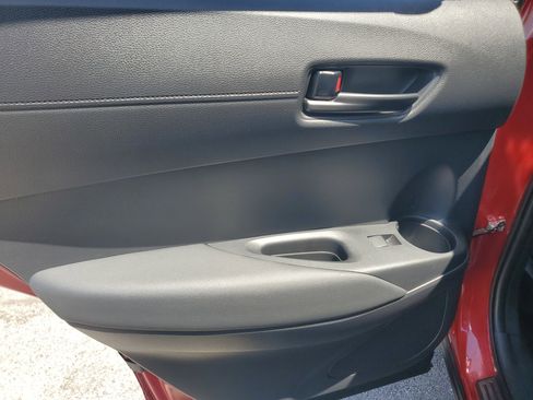 Used 2023 Toyota Corolla Cross LE image 29