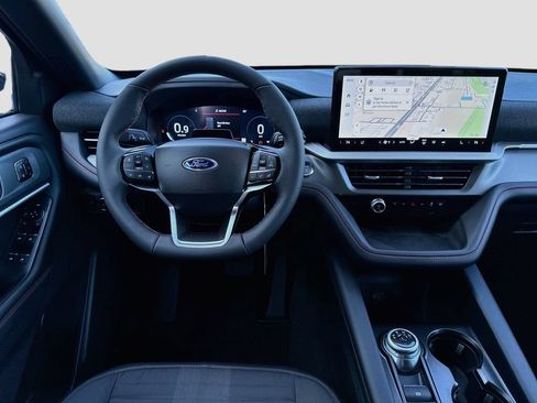 New 2026 Ford Explorer ST-Line w/ ST-Line Street Pack RWD image 22